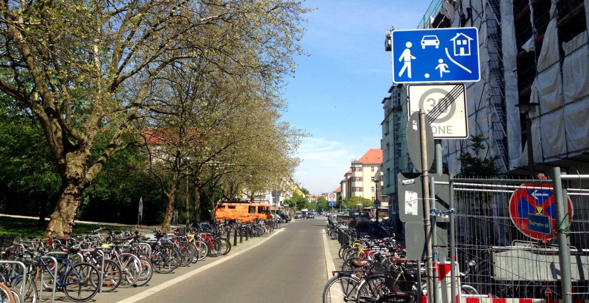 temporäre Spielstraße Gudvanger Straße